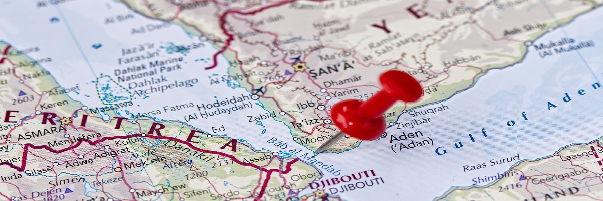 Mapa que muestra el estrecho de Bab el Mandab con alfiler